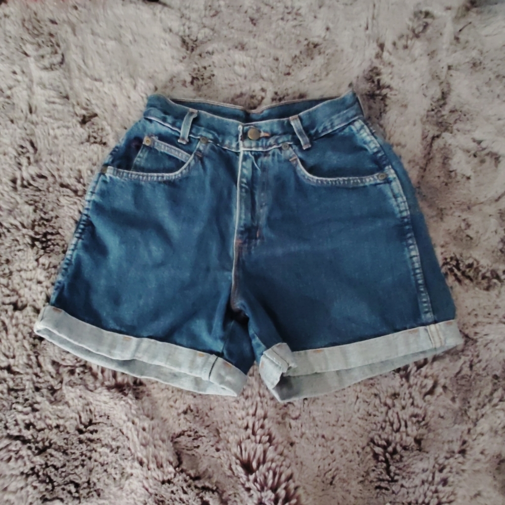 Women's Vintage Chic Mom High Waist Blue Denim Shorts
